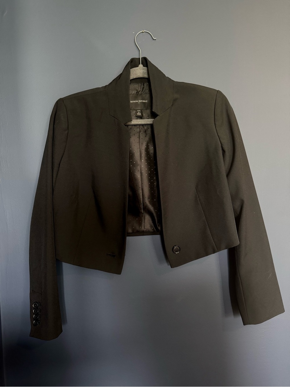 NWOT Banana Republic Black Cropped Blazer